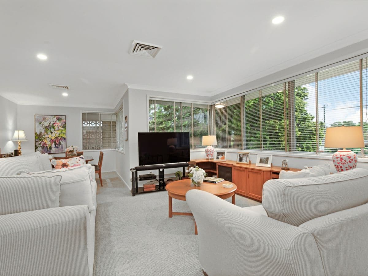 49 Stirling Avenue, NORTH ROCKS, North Rocks - Thumbnail 2