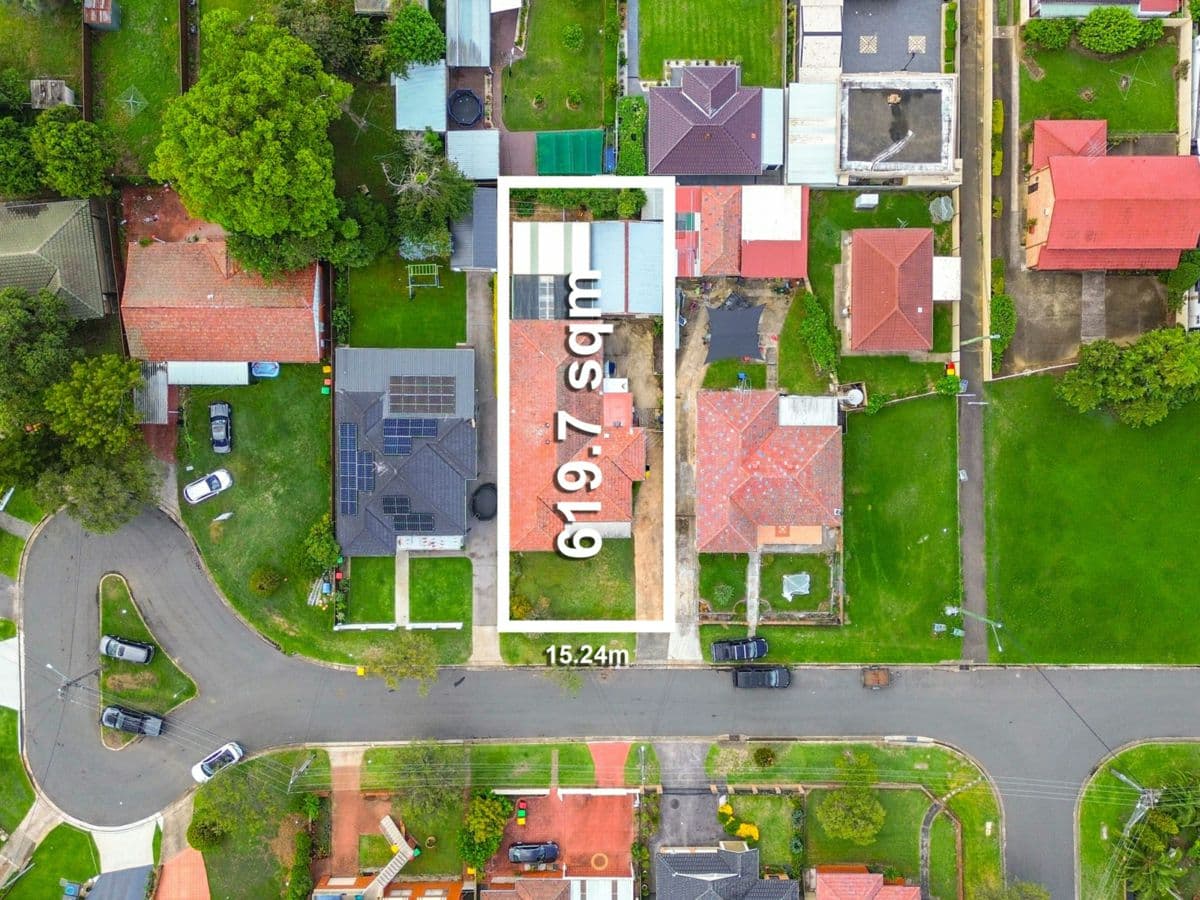 15 Gail Place, BANKSTOWN, Bankstown - Thumbnail 2