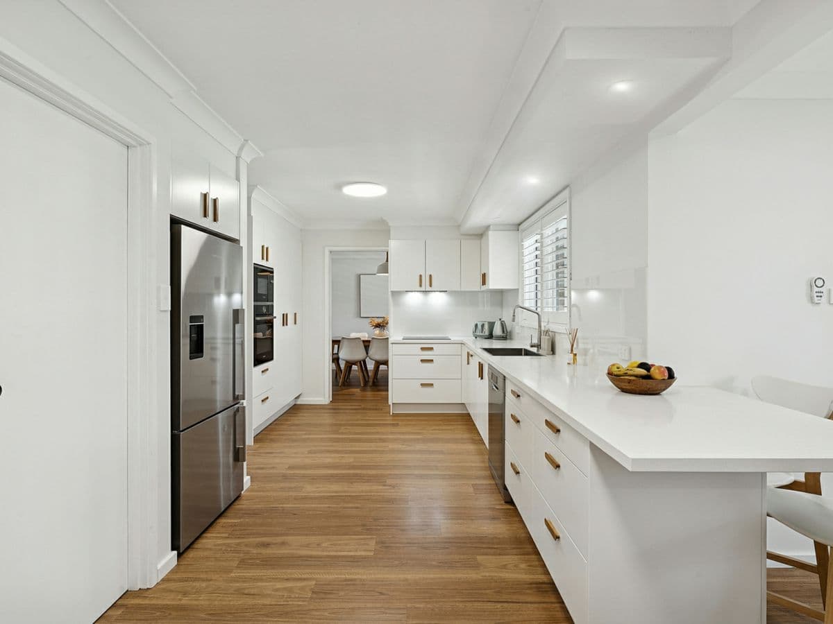 28 Warilda Avenue, ENGADINE, Engadine - Thumbnail 2
