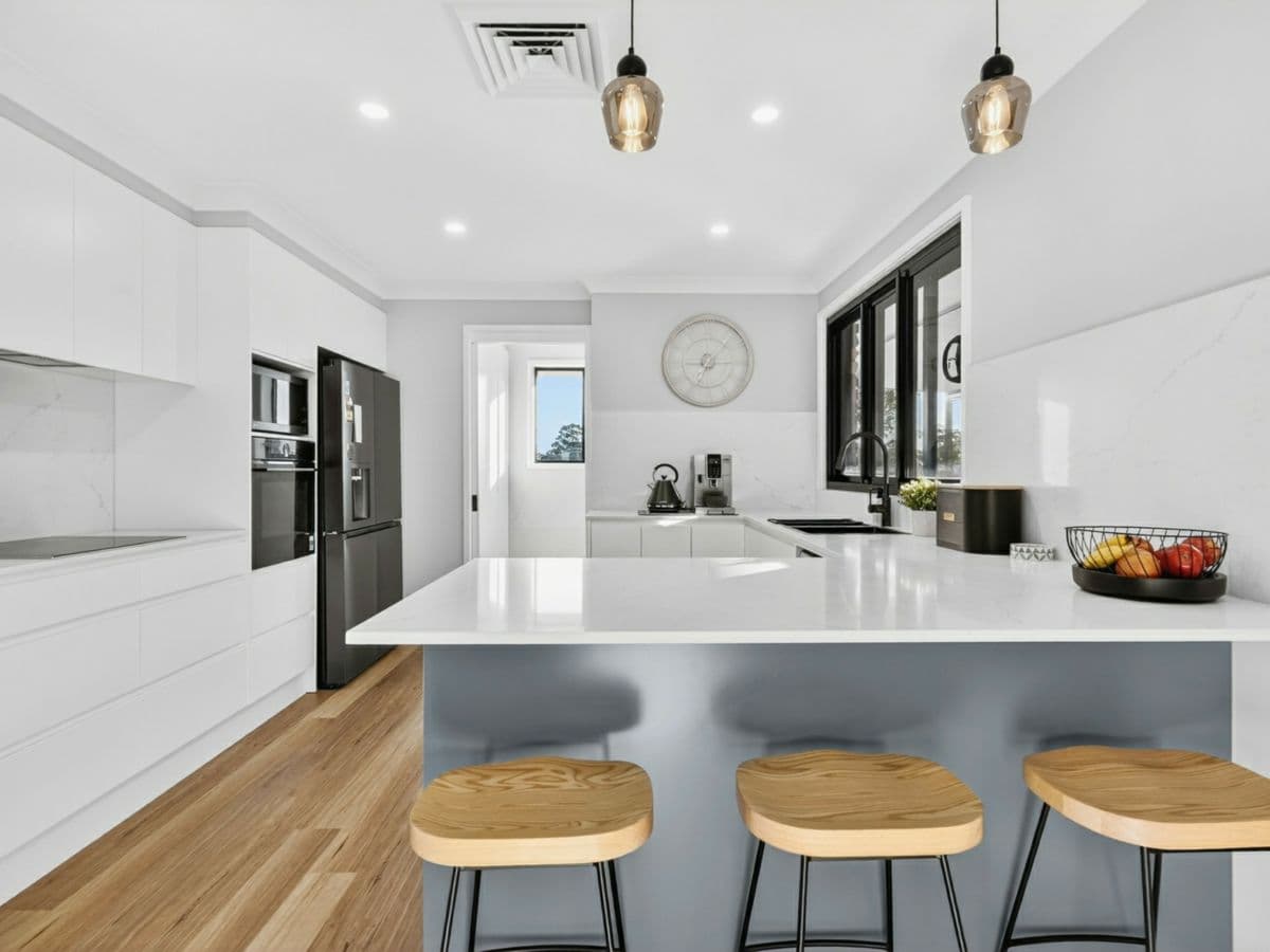67 Luculia Avenue, BAULKHAM HILLS, Baulkham Hills - Thumbnail 4