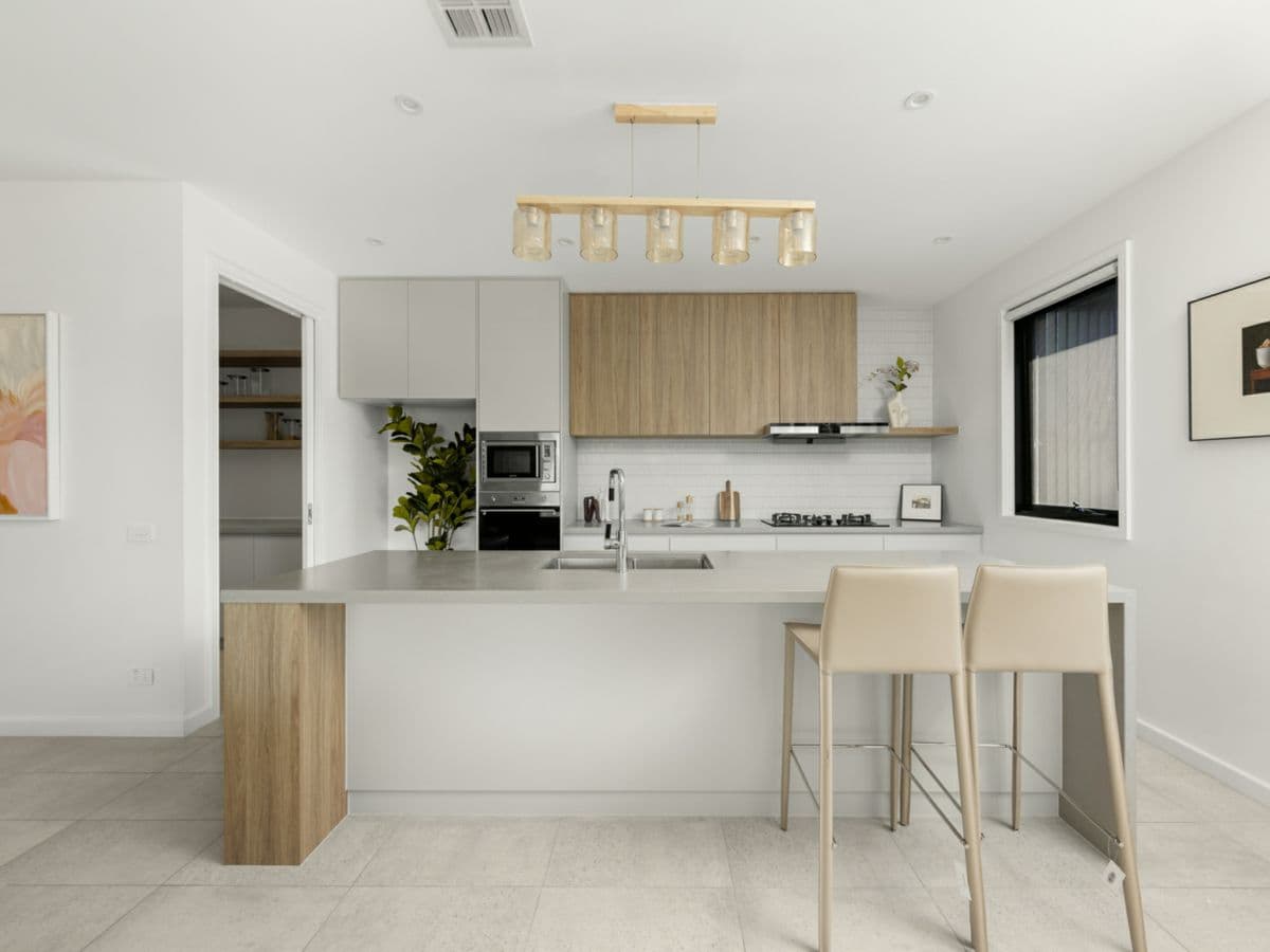 41 Silver Leaf Circuit, DONCASTER, Doncaster - Thumbnail 4