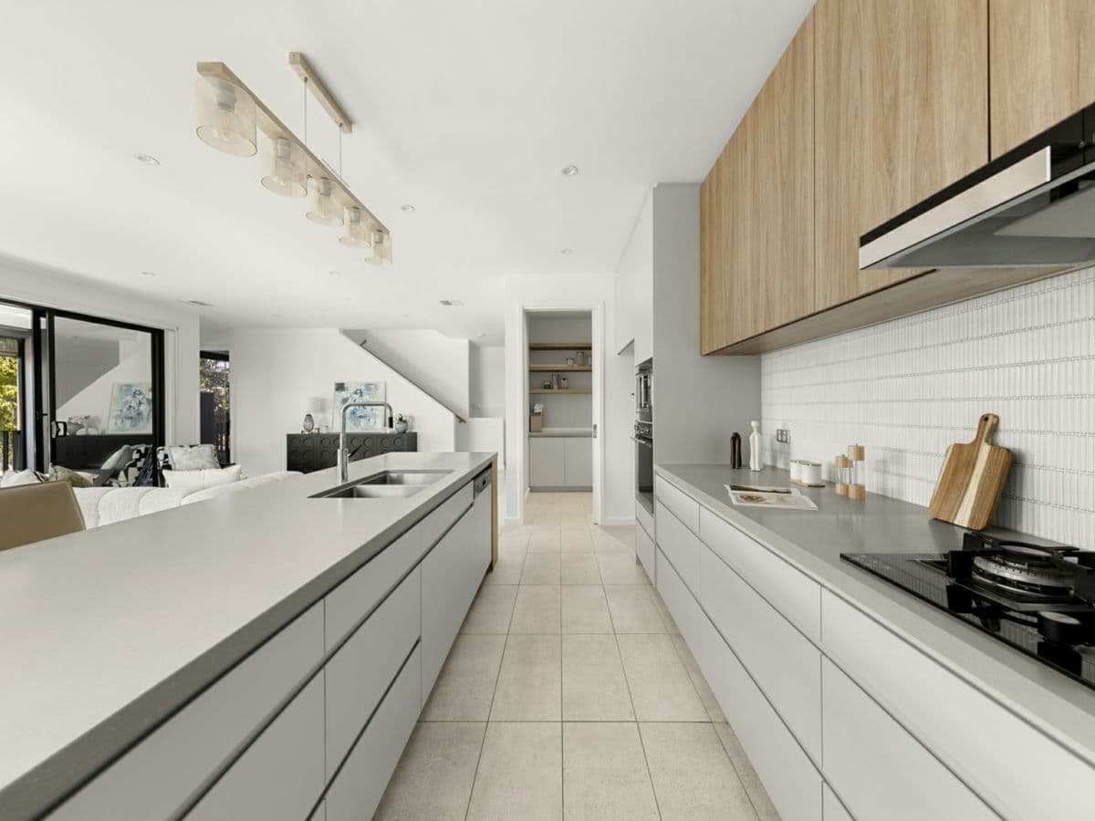 41 Silver Leaf Circuit, DONCASTER, Doncaster - Thumbnail 5