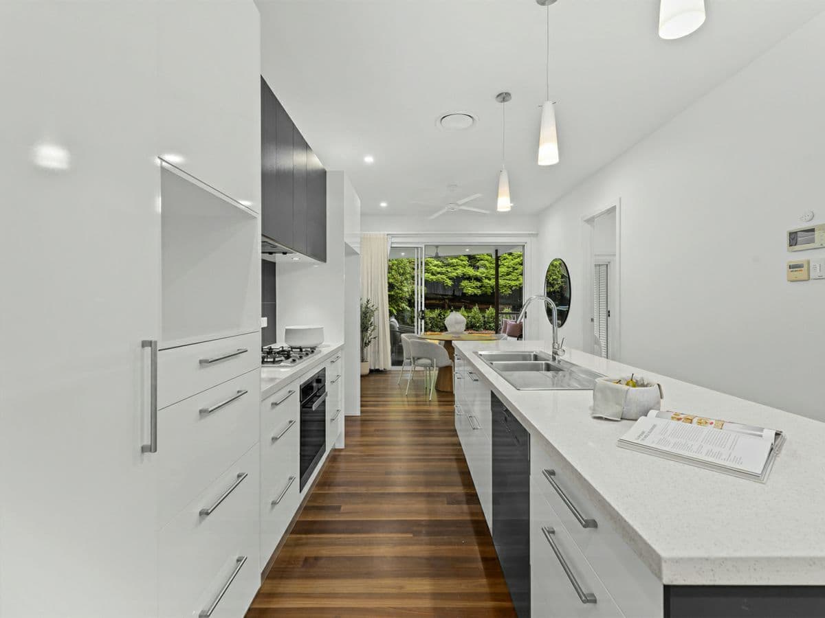 18 Dover Street, HAWTHORNE, Hawthorne - Thumbnail 3