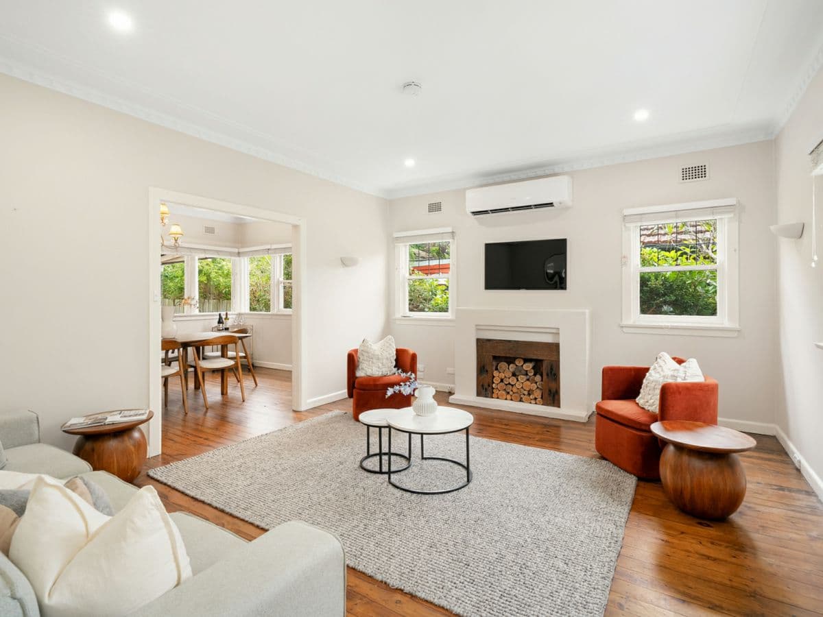 32 Manning Road, GLADESVILLE, Gladesville - Thumbnail 2