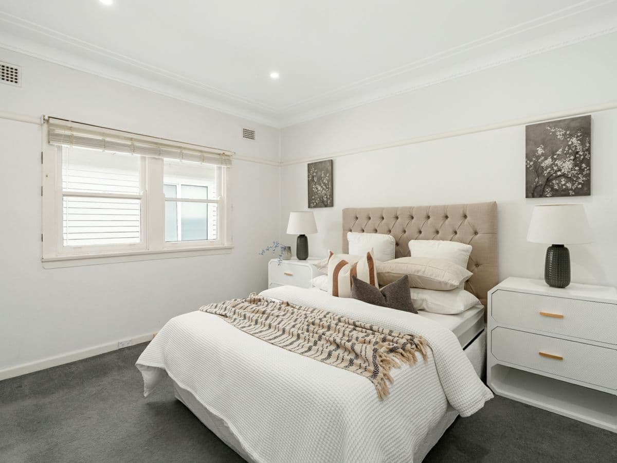 32 Manning Road, GLADESVILLE, Gladesville - Thumbnail 6