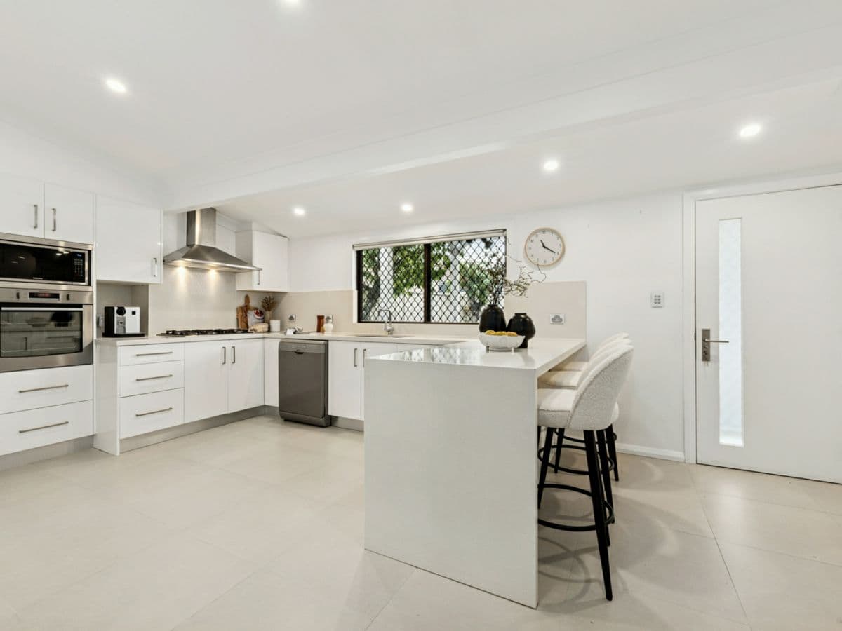 14 Gannons Avenue, HURSTVILLE, Hurstville - Thumbnail 4
