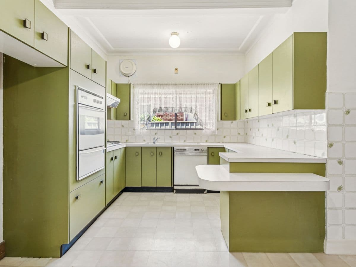 10 Sutcliffe Street, KINGSGROVE, Kingsgrove - Thumbnail 6