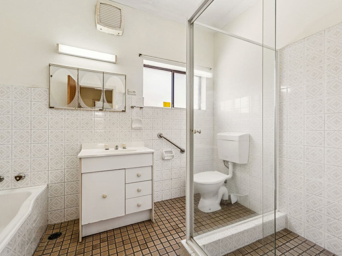10 Sutcliffe Street, KINGSGROVE, Kingsgrove - Thumbnail 8