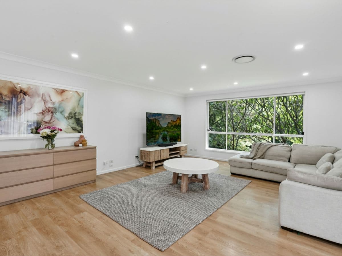 7 Davies Court, BAULKHAM HILLS, Baulkham Hills - Thumbnail 2