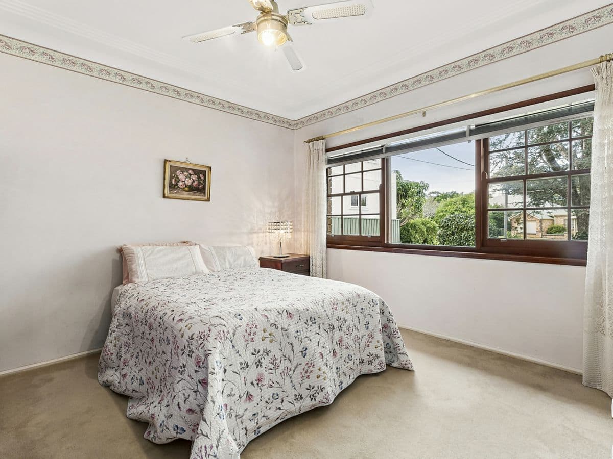 39 Crescent Road, CARINGBAH SOUTH, Caringbah South - Thumbnail 8
