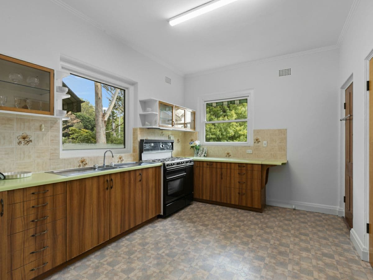 28 Chorley Avenue, CHELTENHAM, Cheltenham - Thumbnail 5