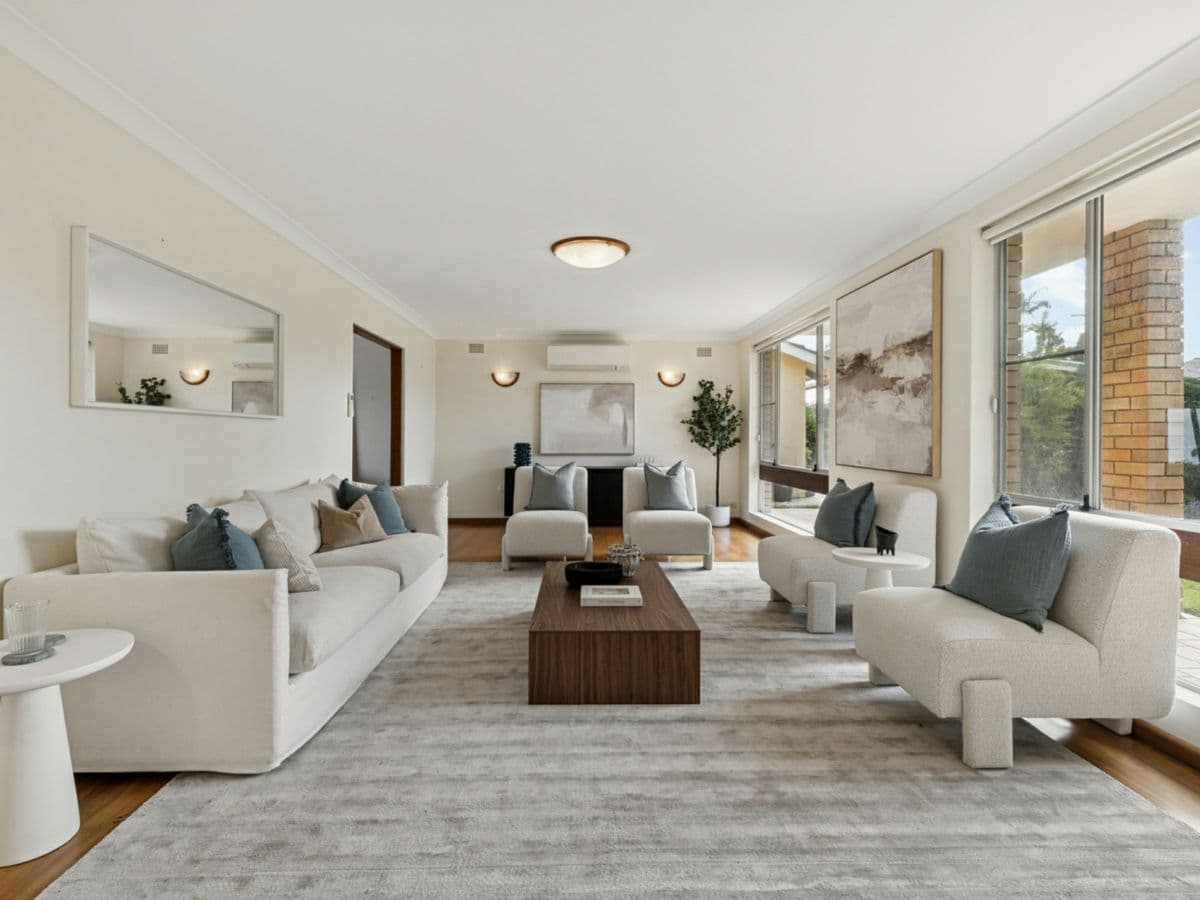 42 Hawkesbury Esplanade, SYLVANIA WATERS, Sylvania Waters - Thumbnail 3