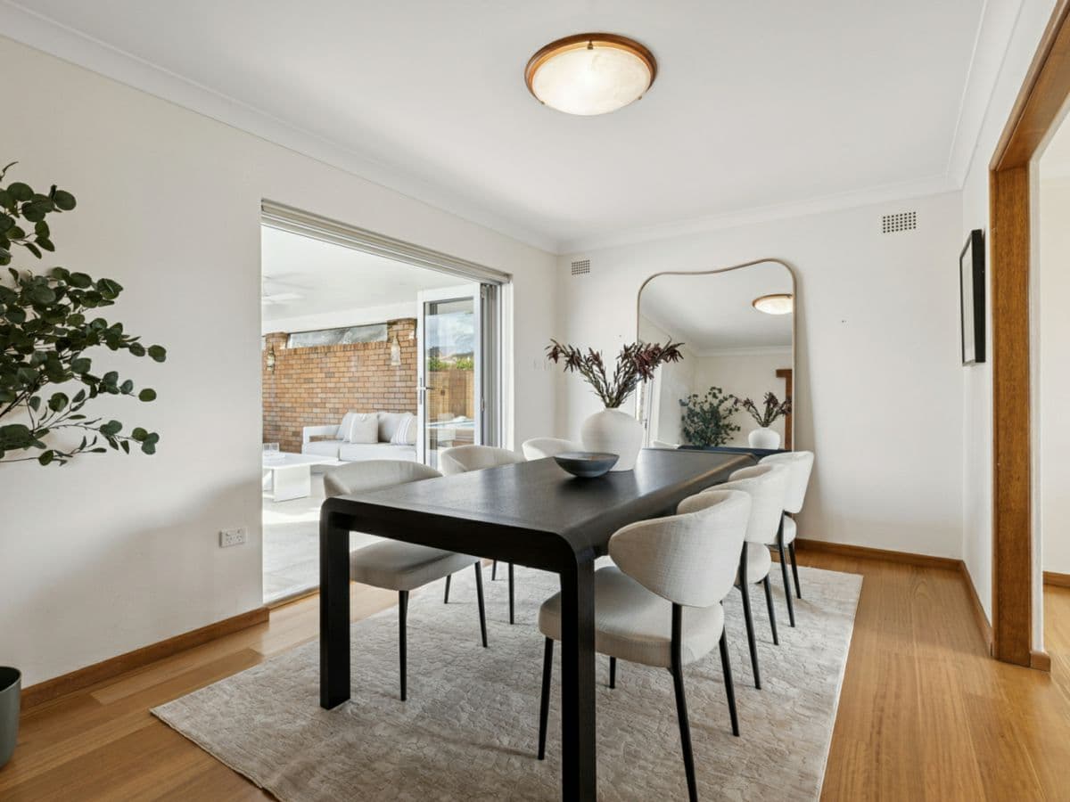 42 Hawkesbury Esplanade, SYLVANIA WATERS, Sylvania Waters - Thumbnail 5