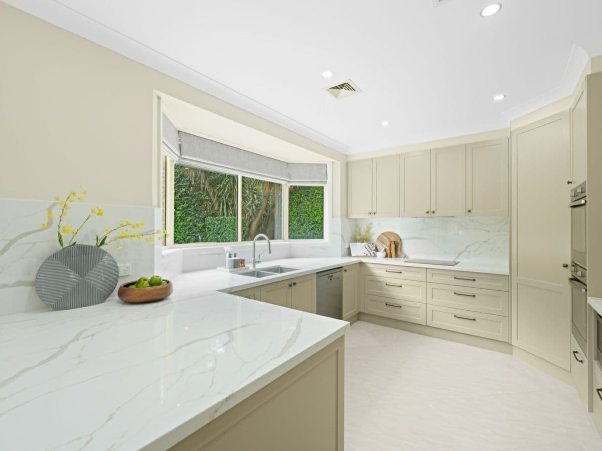 16 Pinetree Drive, CARLINGFORD, Carlingford - Thumbnail 4