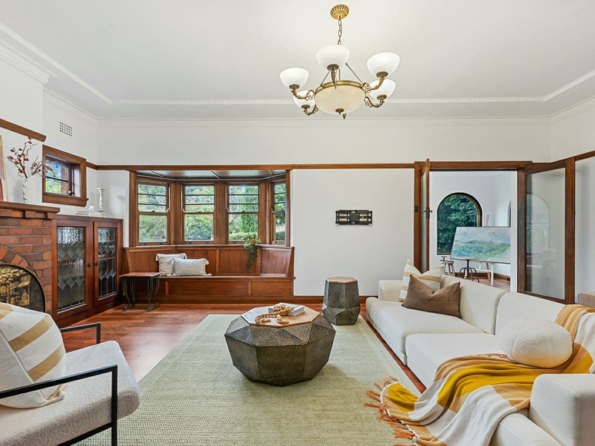 18 Rosebank Avenue, EPPING, Epping - Thumbnail 2
