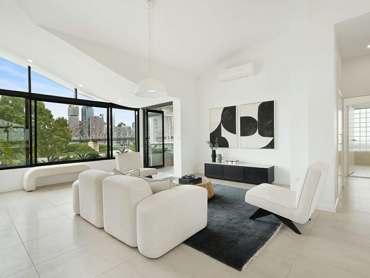 24/222 Bowen Terrace, New Farm - Image 1