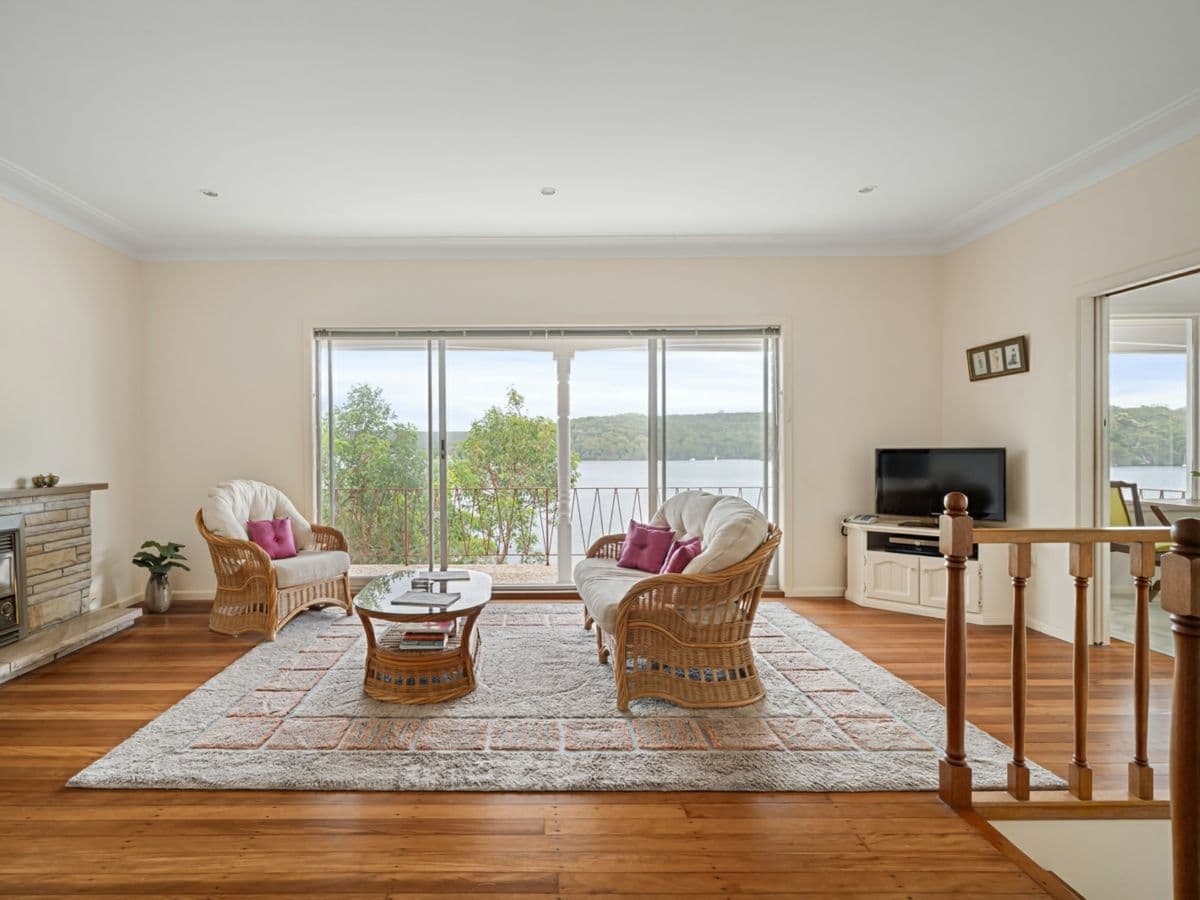 452 Willarong Road, CARINGBAH SOUTH, Caringbah South - Thumbnail 4