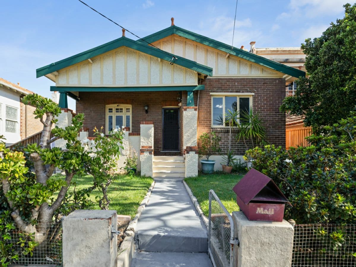 6 Selborne Street, BURWOOD, Burwood - Thumbnail 2