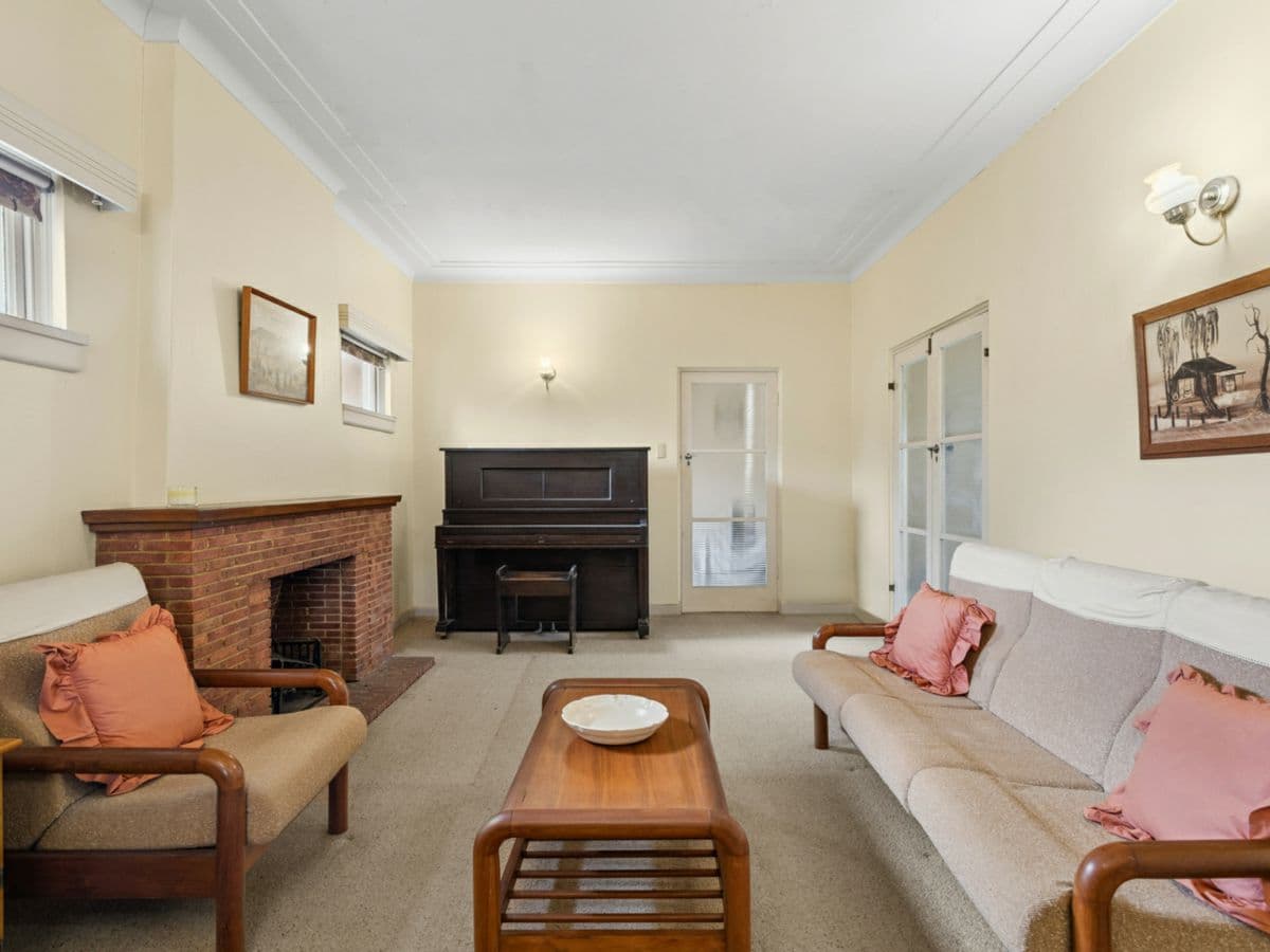 2 Birnam Grove, STRATHFIELD, Strathfield - Thumbnail 2