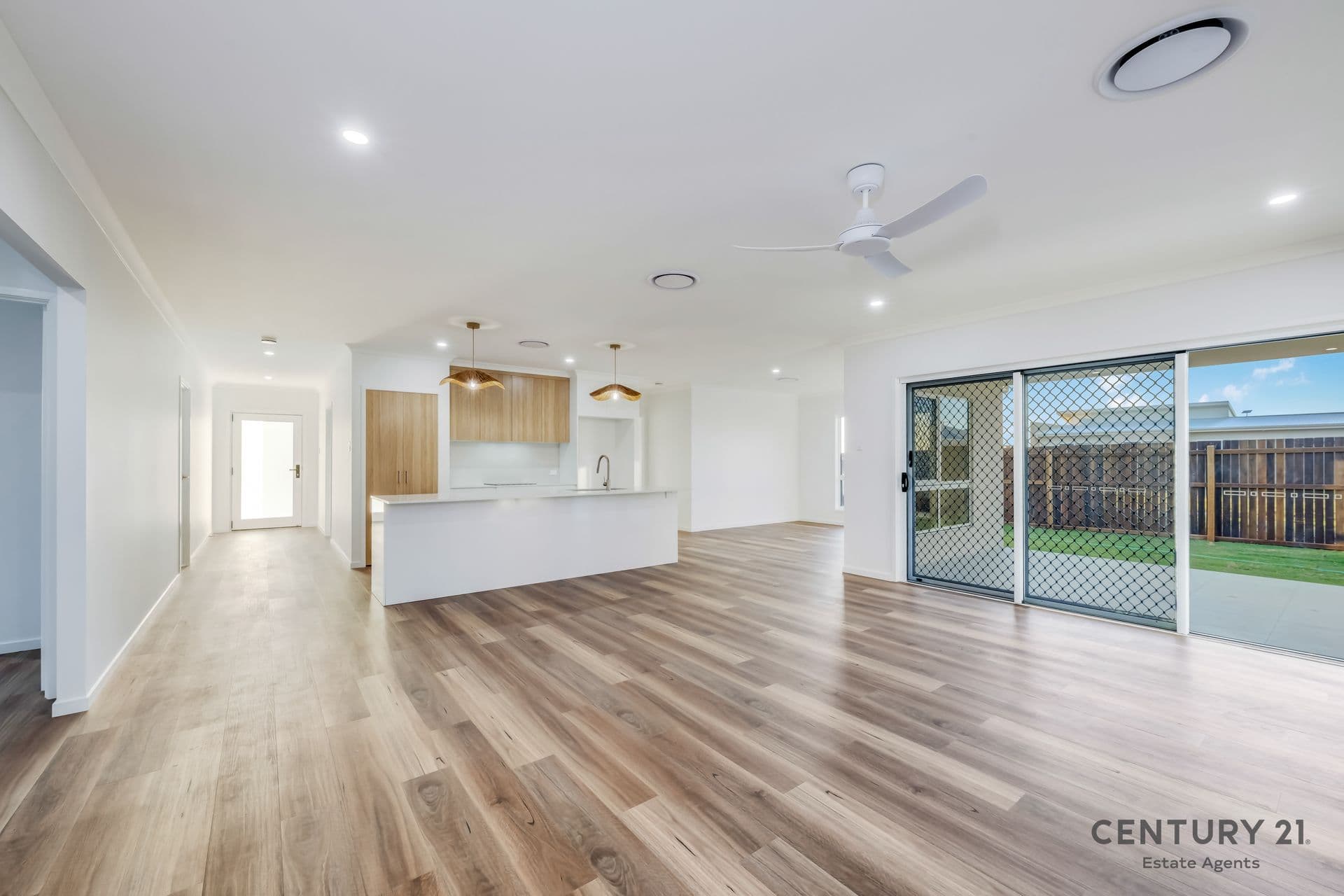 2/14 Heidke St, Bundaberg, QLD, 4670, Elliott Heads - Thumbnail 3