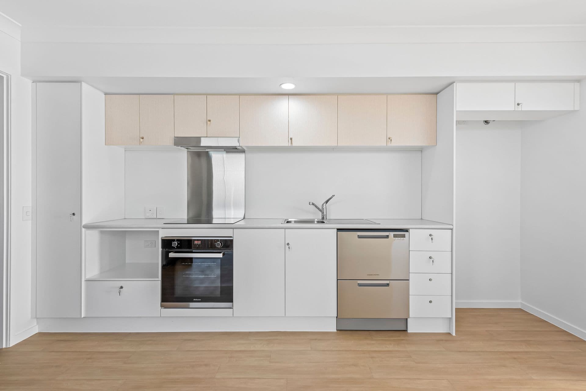 37 Vanessa Crescent, Cotswold Hills, QLD, 4350, Cotswold Hills - Thumbnail 4