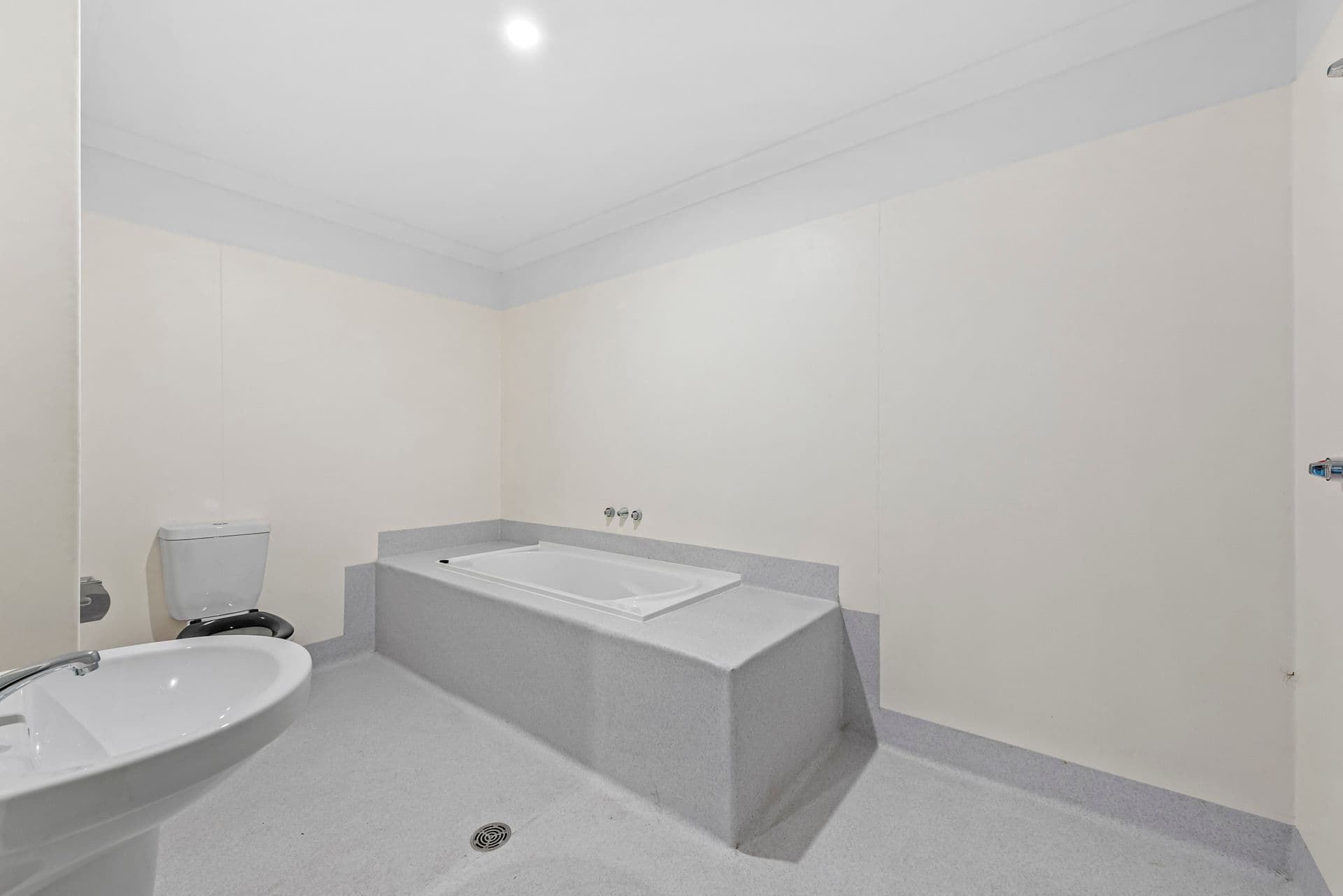 37 Vanessa Crescent, Cotswold Hills, QLD, 4350, Cotswold Hills - Thumbnail 5