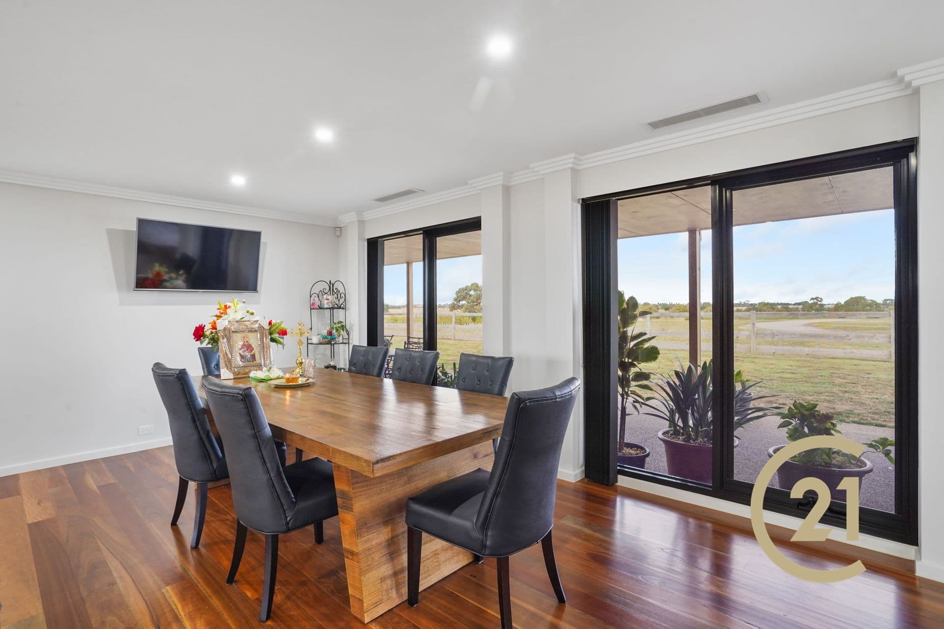 Suite 4 241-244 Caroline Springs Blvd, Caroline Springs, VIC, 3023, Rockbank - Thumbnail 7