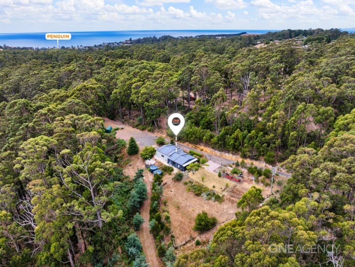 38 Crawford Road, PENGUIN, Penguin - Thumbnail 2
