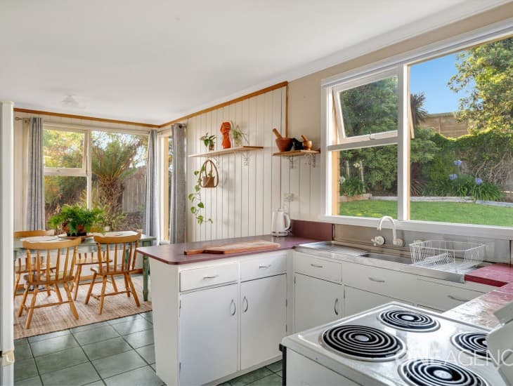 33 Grandview Avenue, Park Grove, Park Grove - Thumbnail 4