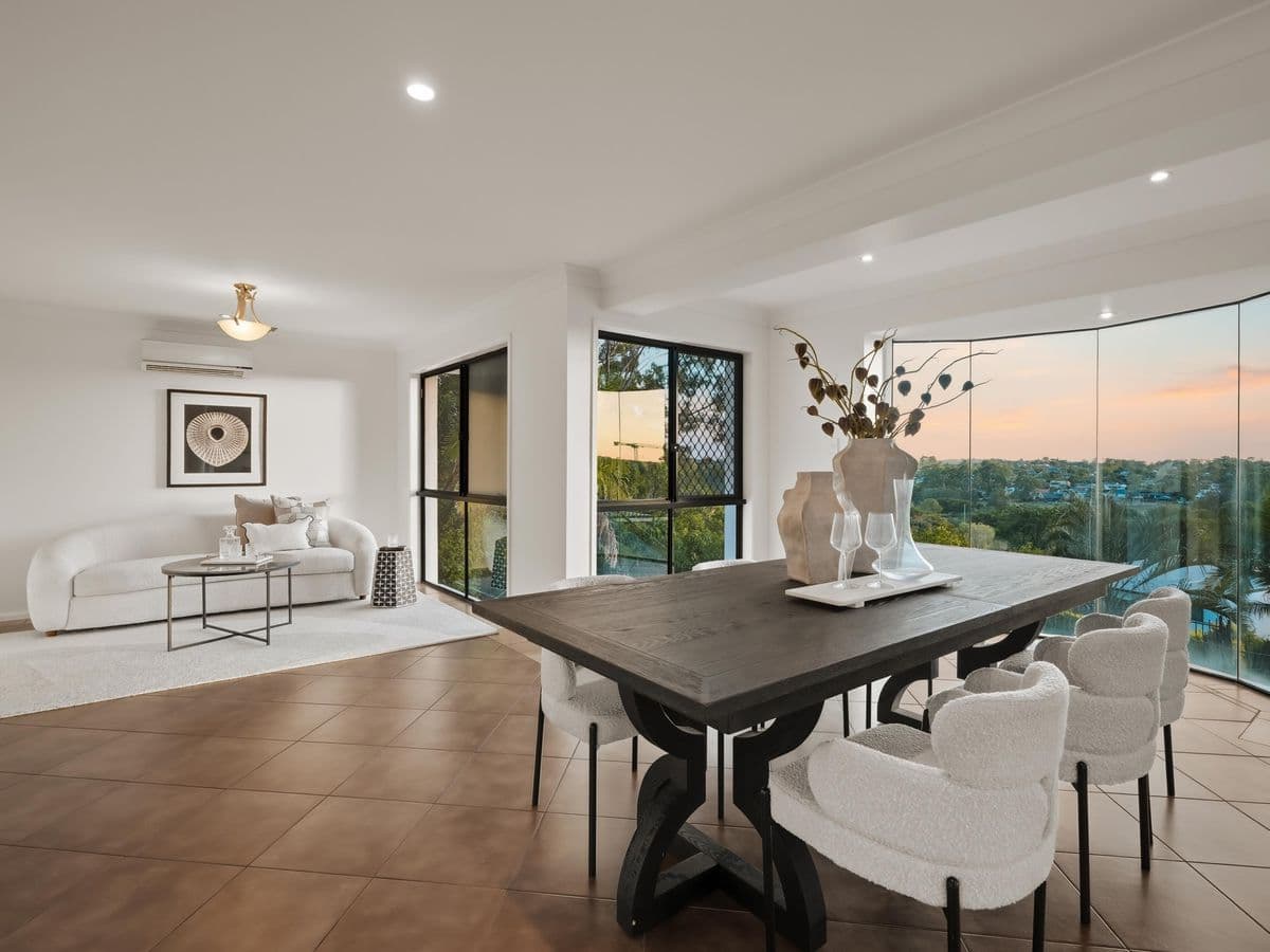 39 Hannah St, MOUNT OMMANEY, Mount Ommaney - Thumbnail 4