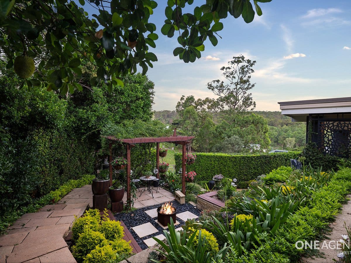 14 Seanna Place, BROOKWATER, Brookwater - Thumbnail 3