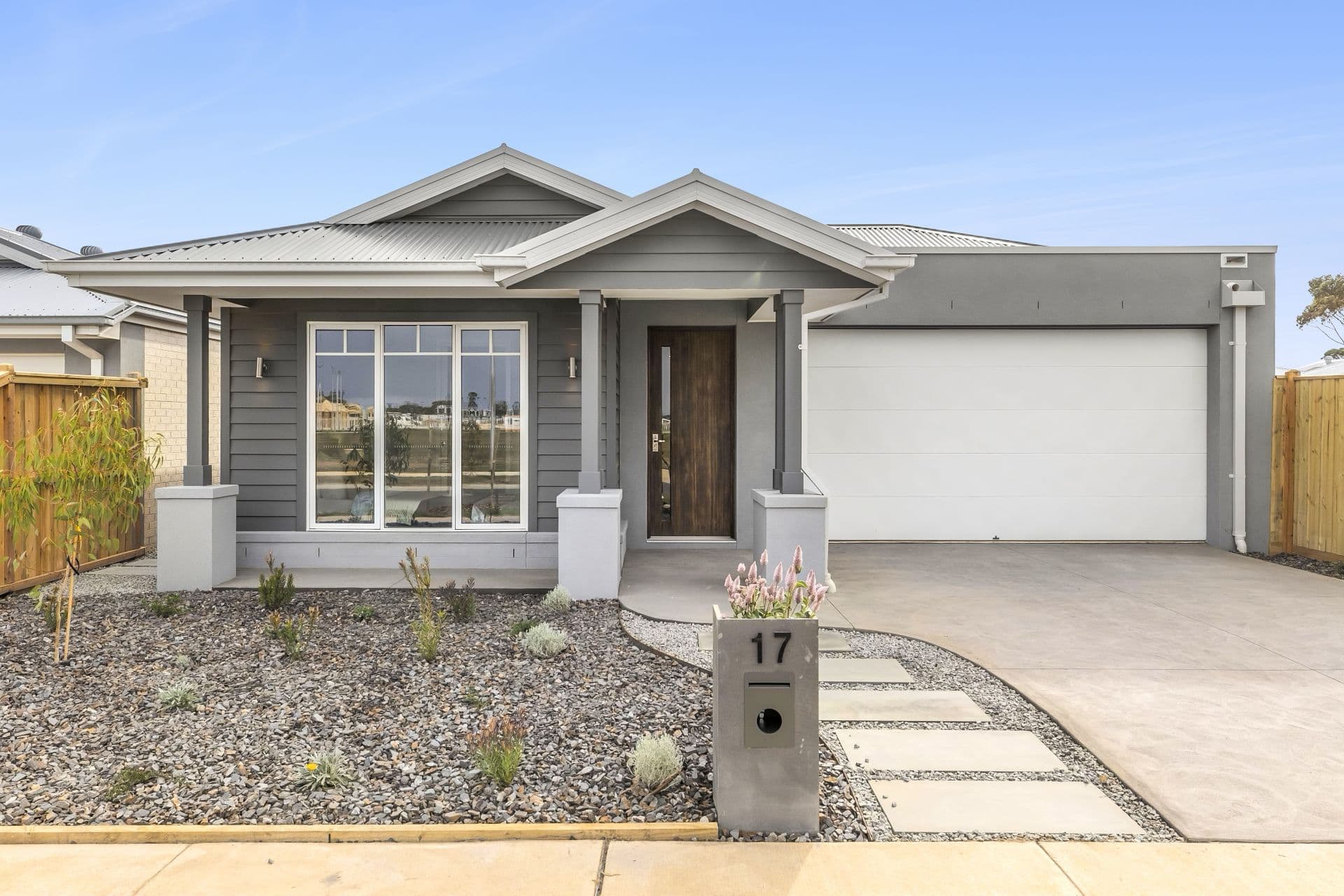 17 Esperence Crescent, Ocean Grove VIC, Ocean Grove - Thumbnail 2