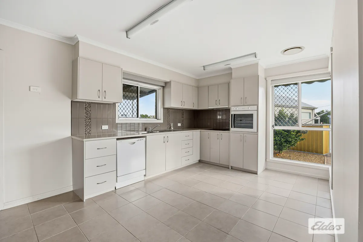 13 Alfred Street, Stawell, VIC, 3380, Stawell - Thumbnail 4