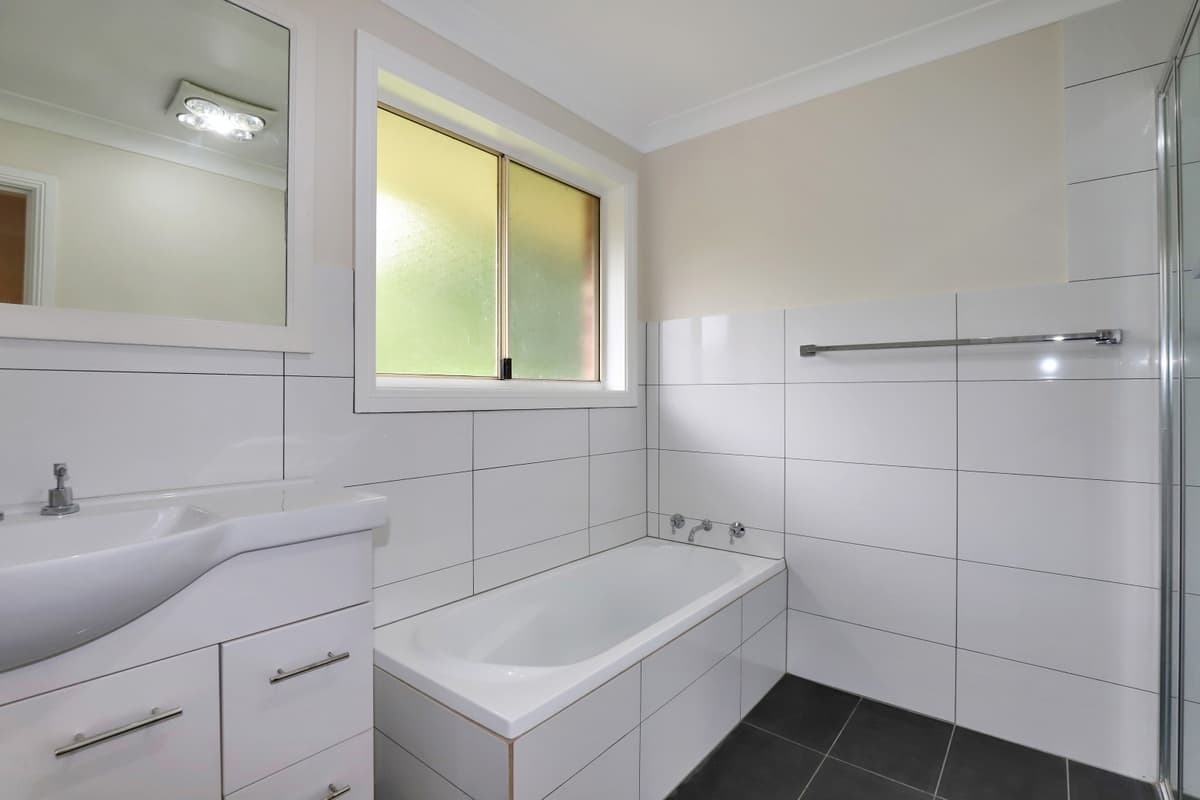 11 Scotia Avenue, Oberon, Oberon - Image 1