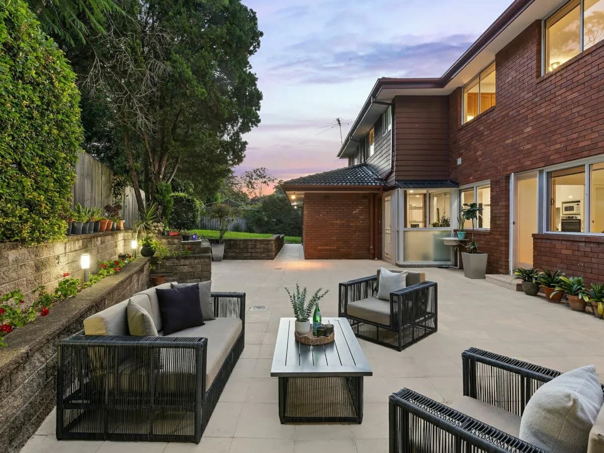 6 Wyvern Street, EPPING, Epping - Image 1