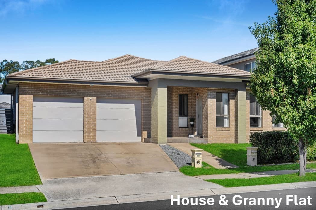 15 Weldon Street, Oran Park NSW, Oran Park - Image 1