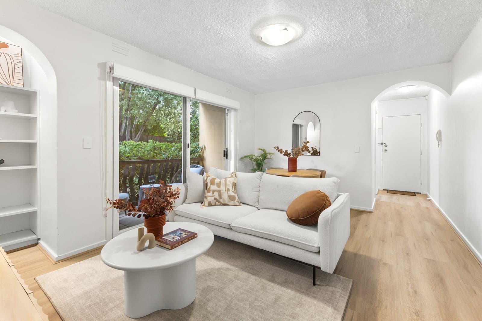 1/10 Crewe Road, Hughesdale, Hughesdale - Thumbnail 3