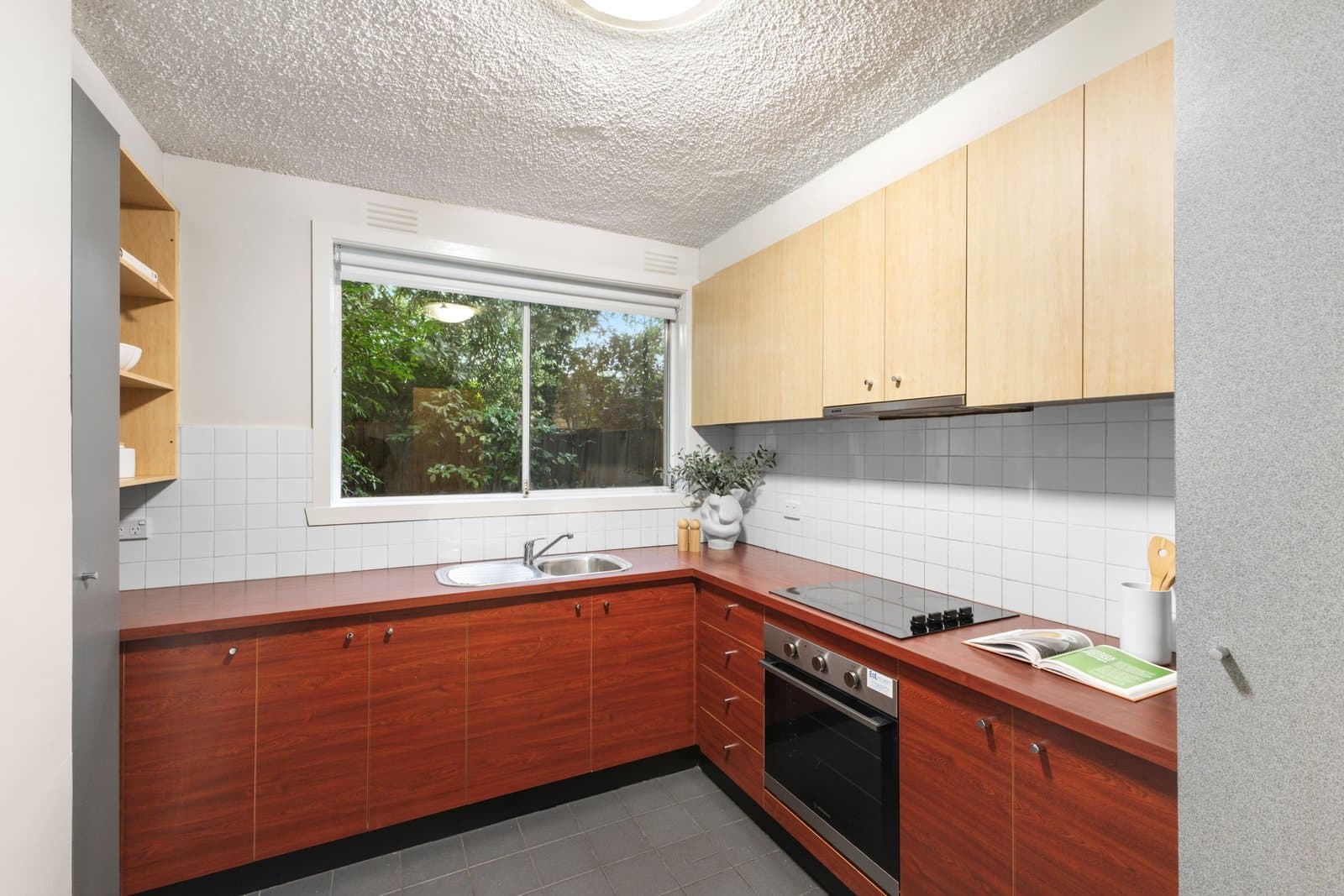 1/10 Crewe Road, Hughesdale, Hughesdale - Thumbnail 6