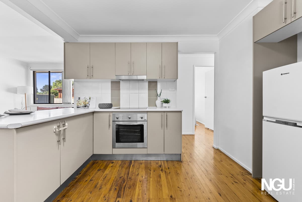 21 & 21A Armstrong Place, Dean Park NSW 2761, Dean Park - Thumbnail 4