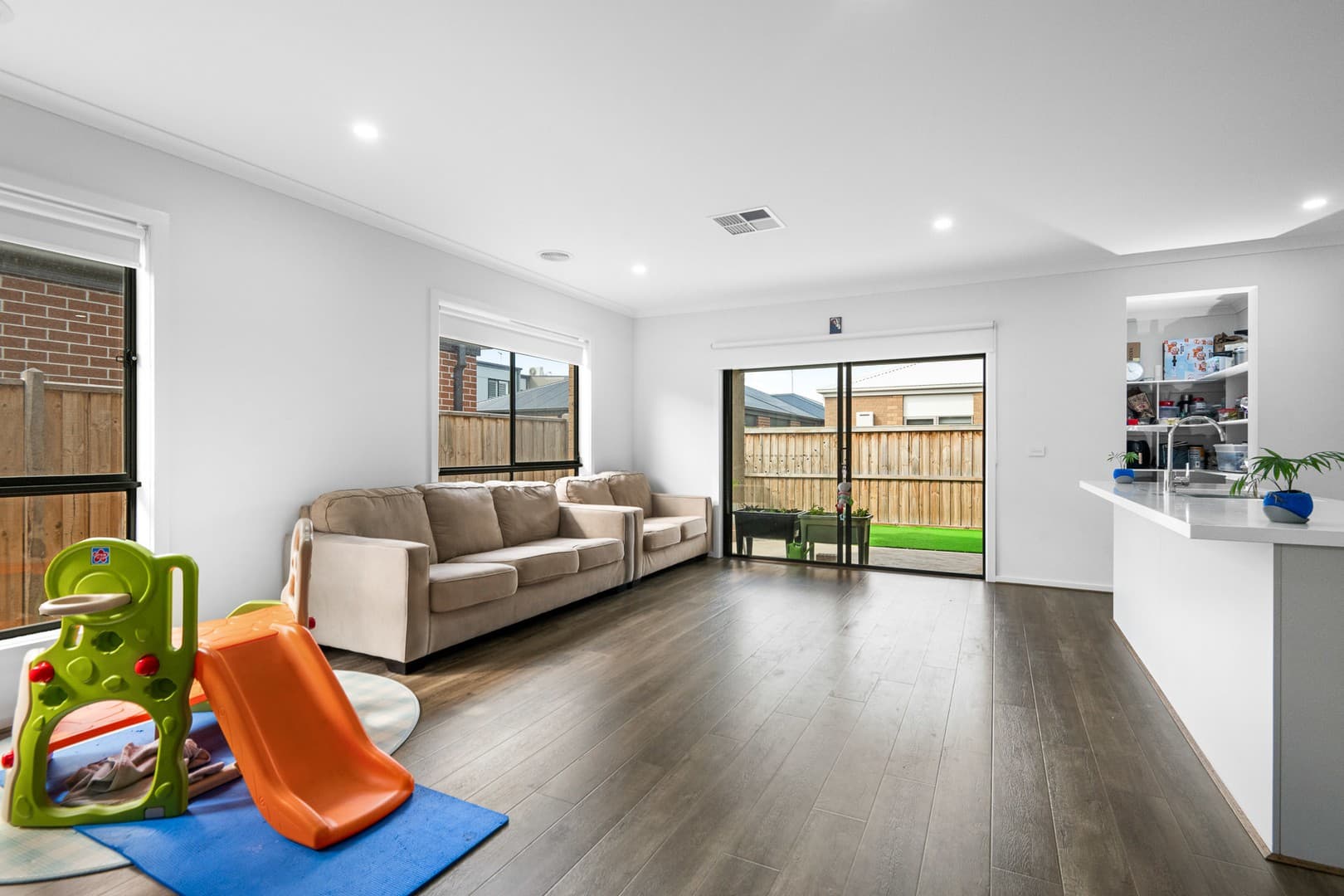 31 Frost Drive, Charlemont, VIC 3217, Charlemont - Thumbnail 3