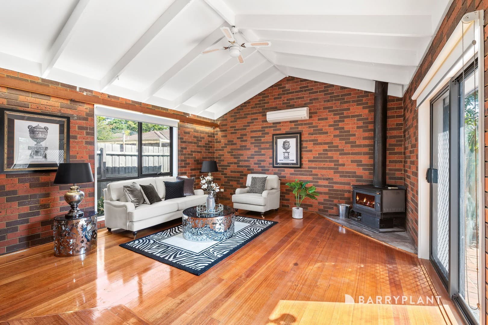 2 Albany Court, Wantirna, VIC 3152, Wantirna - Thumbnail 2