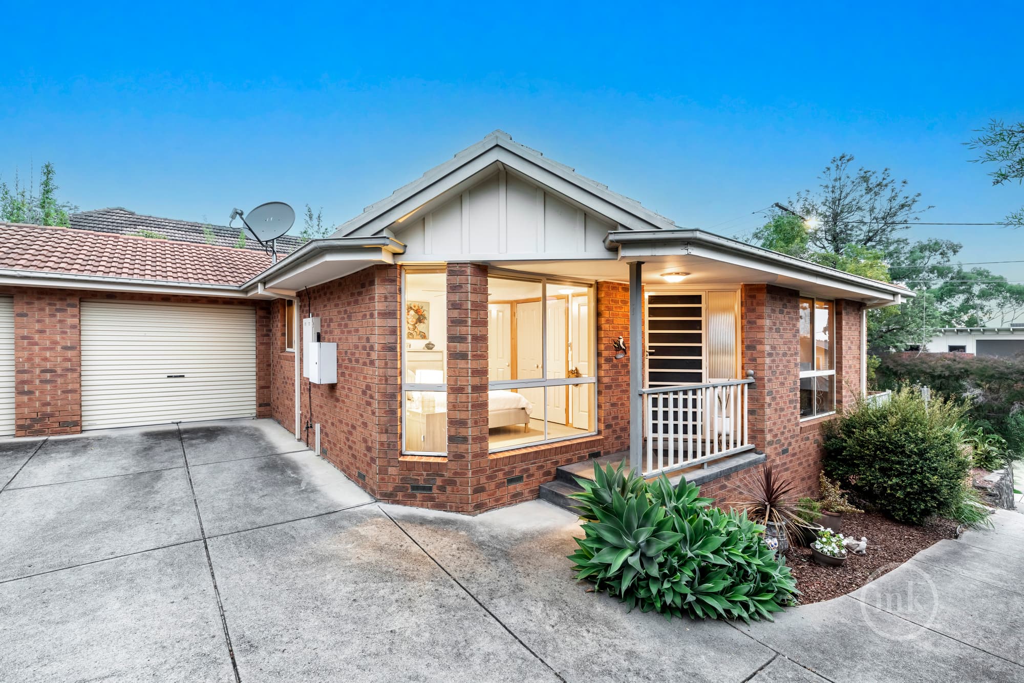 1/11 Graeme Avenue, Montmorency, Montmorency - Thumbnail 2