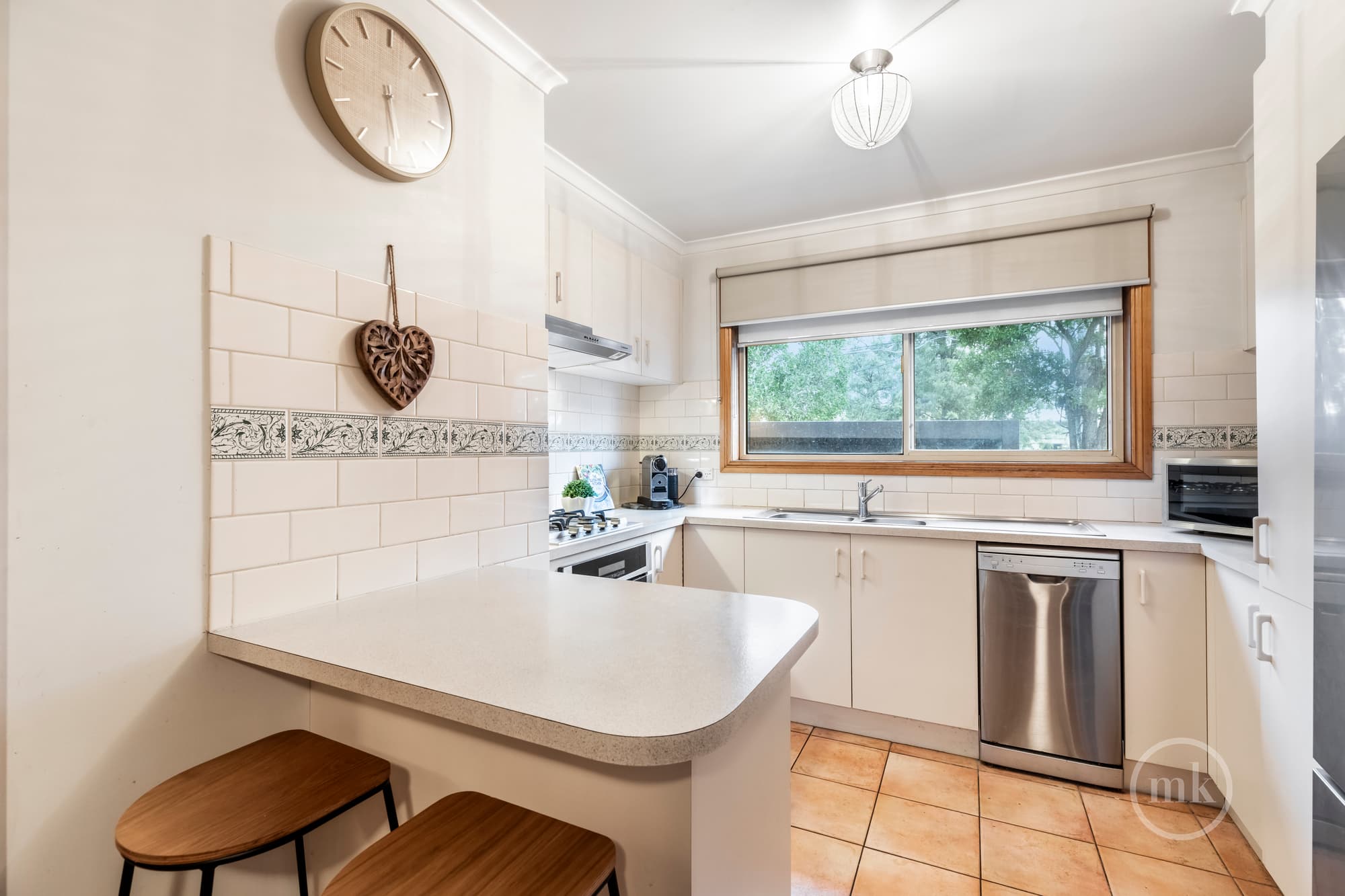 1/11 Graeme Avenue, Montmorency, Montmorency - Thumbnail 4