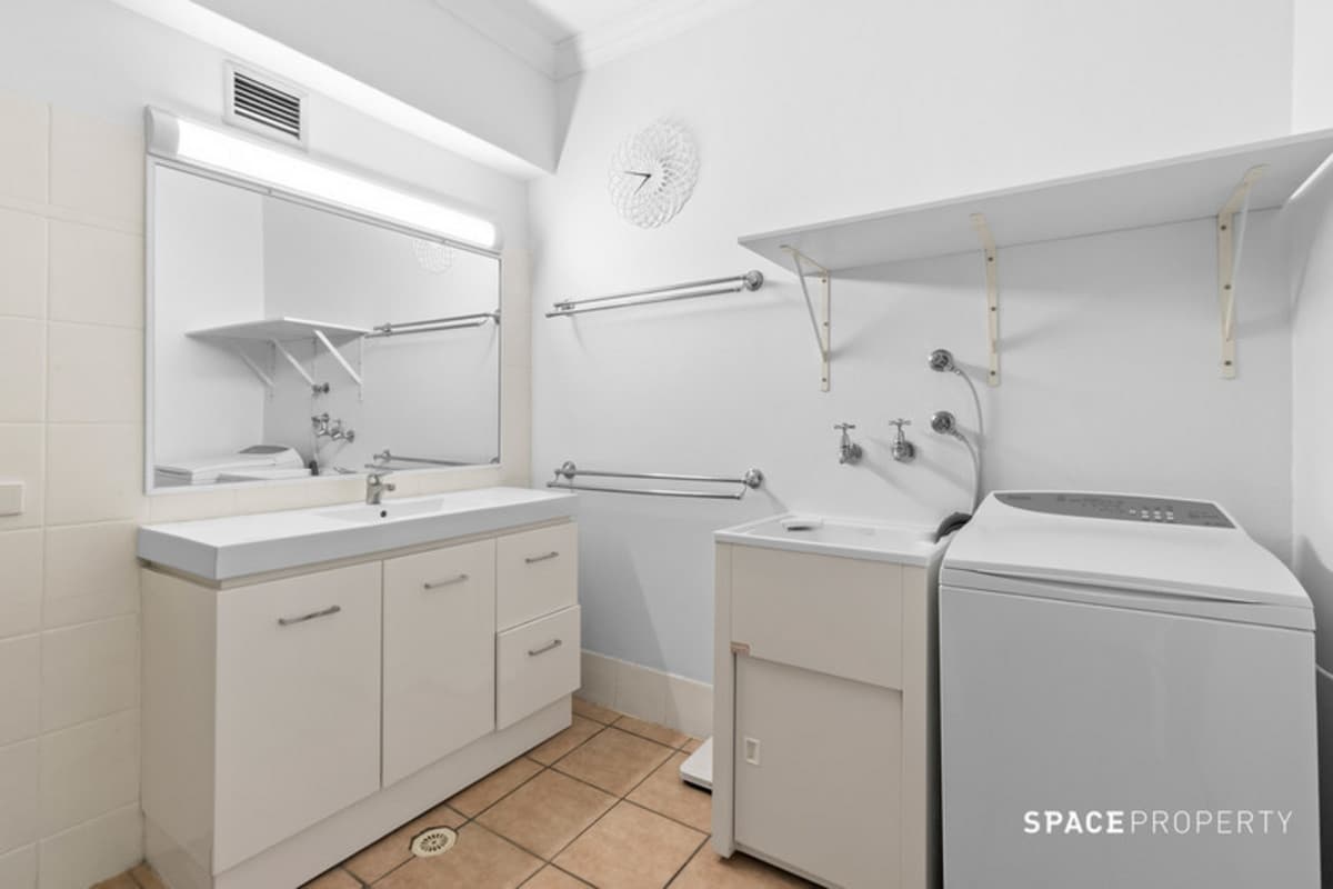 2 / 67 St Pauls Tce, Spring Hill QLD 4000, Spring Hill - Thumbnail 6