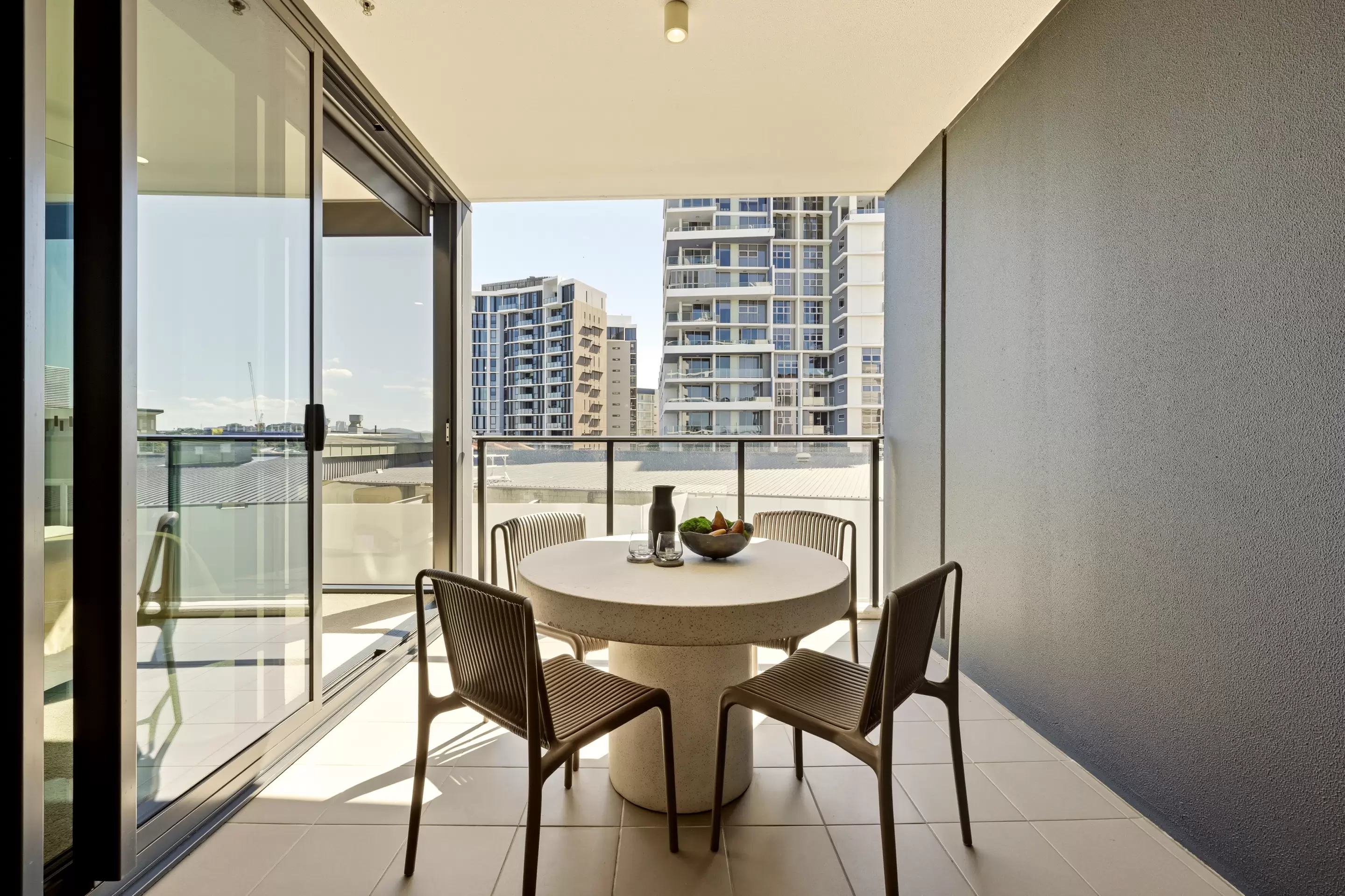 10405/7 Wharf Street, Hamilton, Hamilton - Thumbnail 3