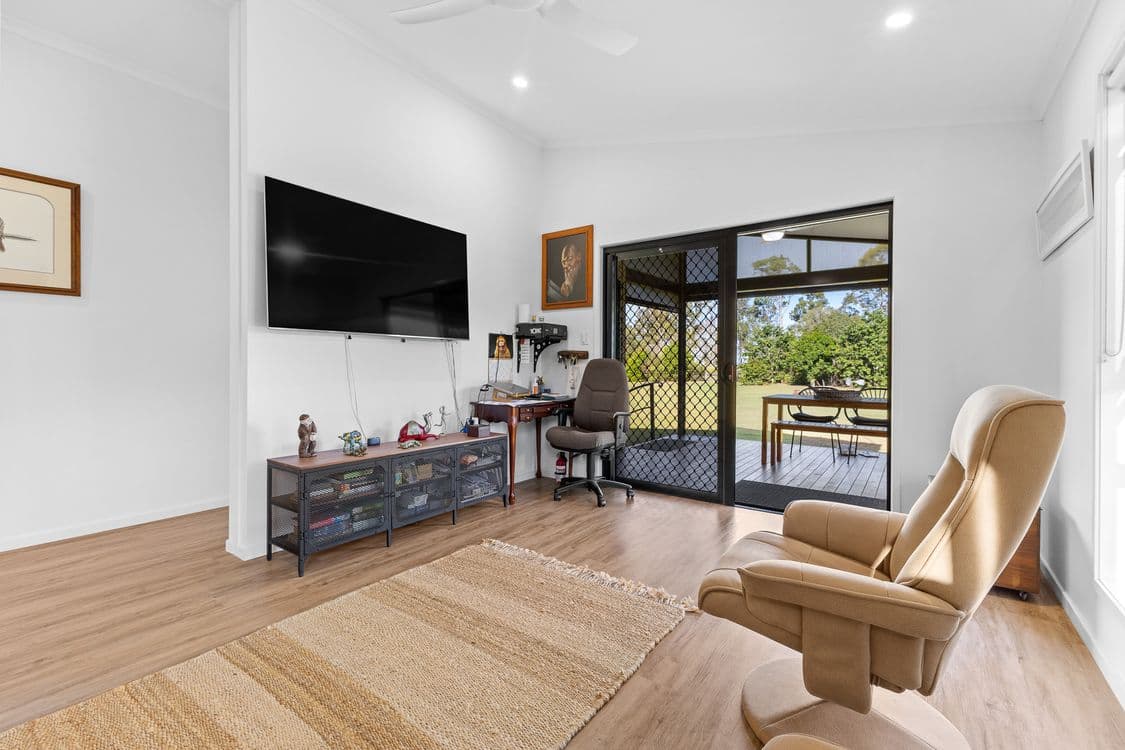 1546 Gin Gin Road, SHARON, QLD 4670, Sharon - Thumbnail 6
