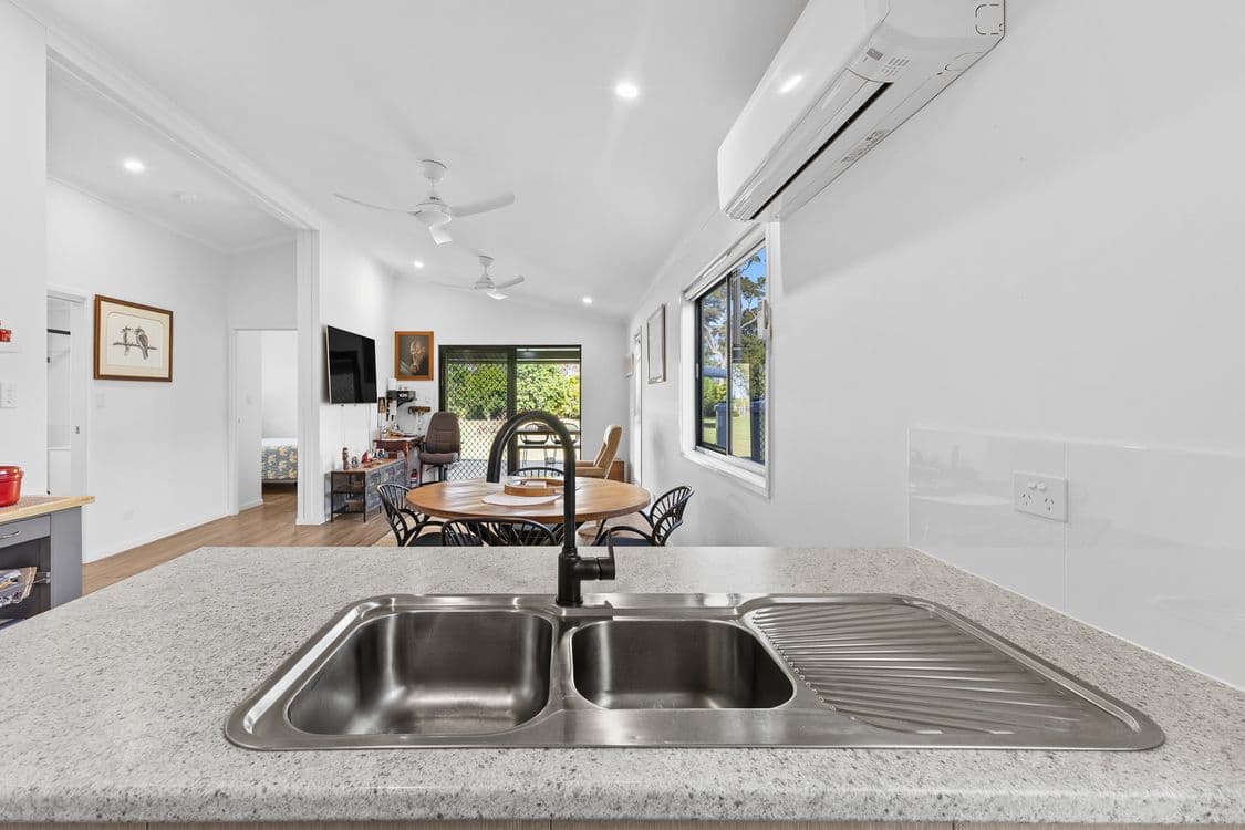 1546 Gin Gin Road, SHARON, QLD 4670, Sharon - Thumbnail 8