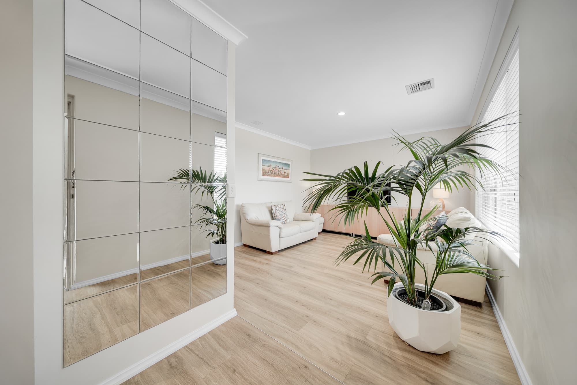 30 Troubridge Retreat, OCEAN REEF WA 6027, Ocean Reef - Thumbnail 2
