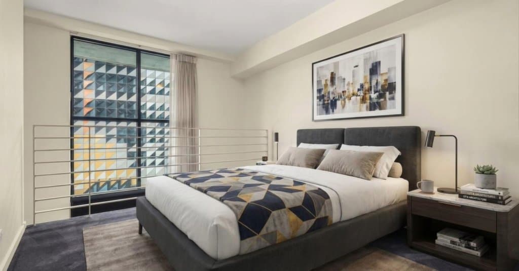 712/87 Franklin Street, Melbourne - Thumbnail 2