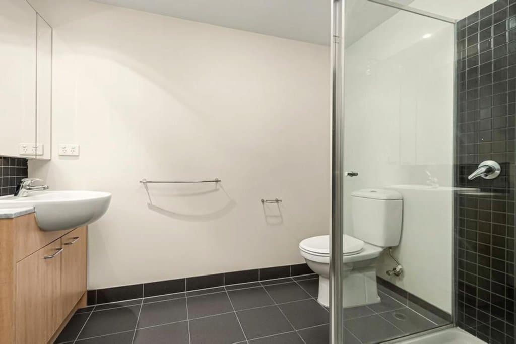 712/87 Franklin Street, Melbourne - Thumbnail 3